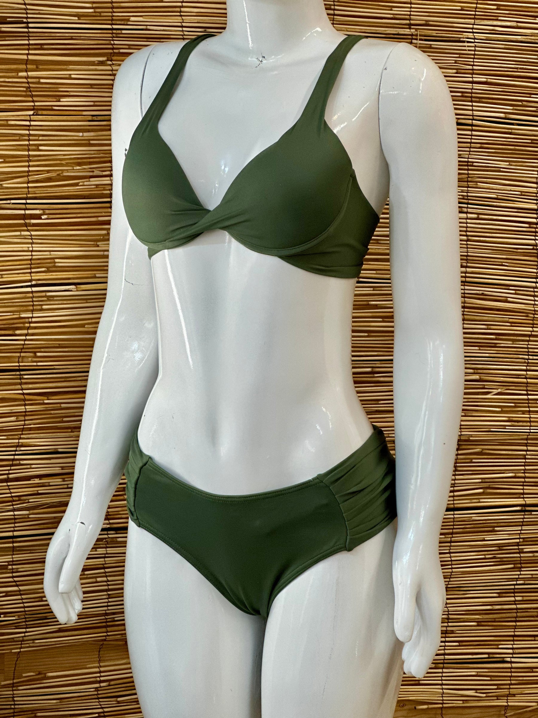 PALOMA + ERIKA | Moda Praia Brasil