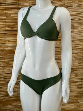 PALOMA+BUMERANG | Moda Praia Brasil