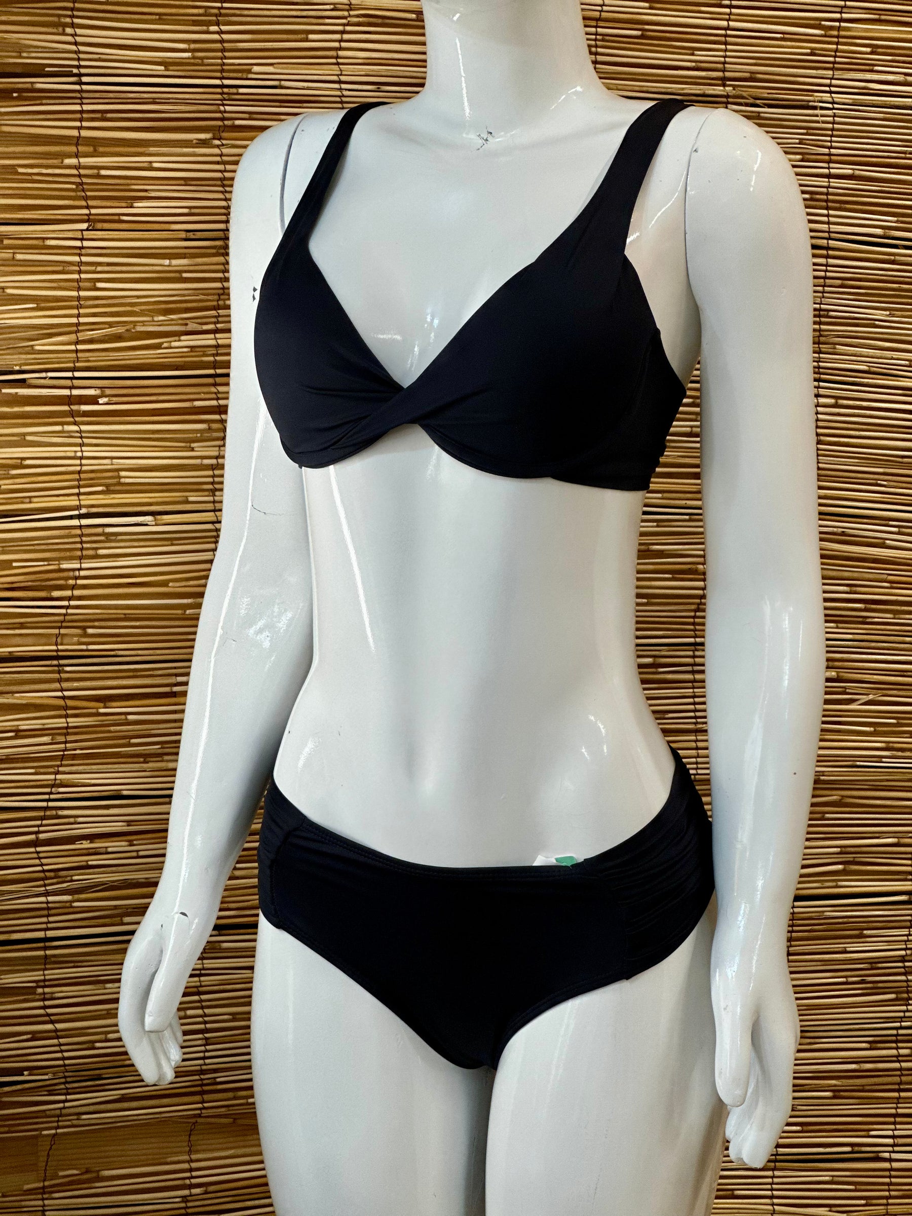 PALOMA + ERIKA | Moda Praia Brasil