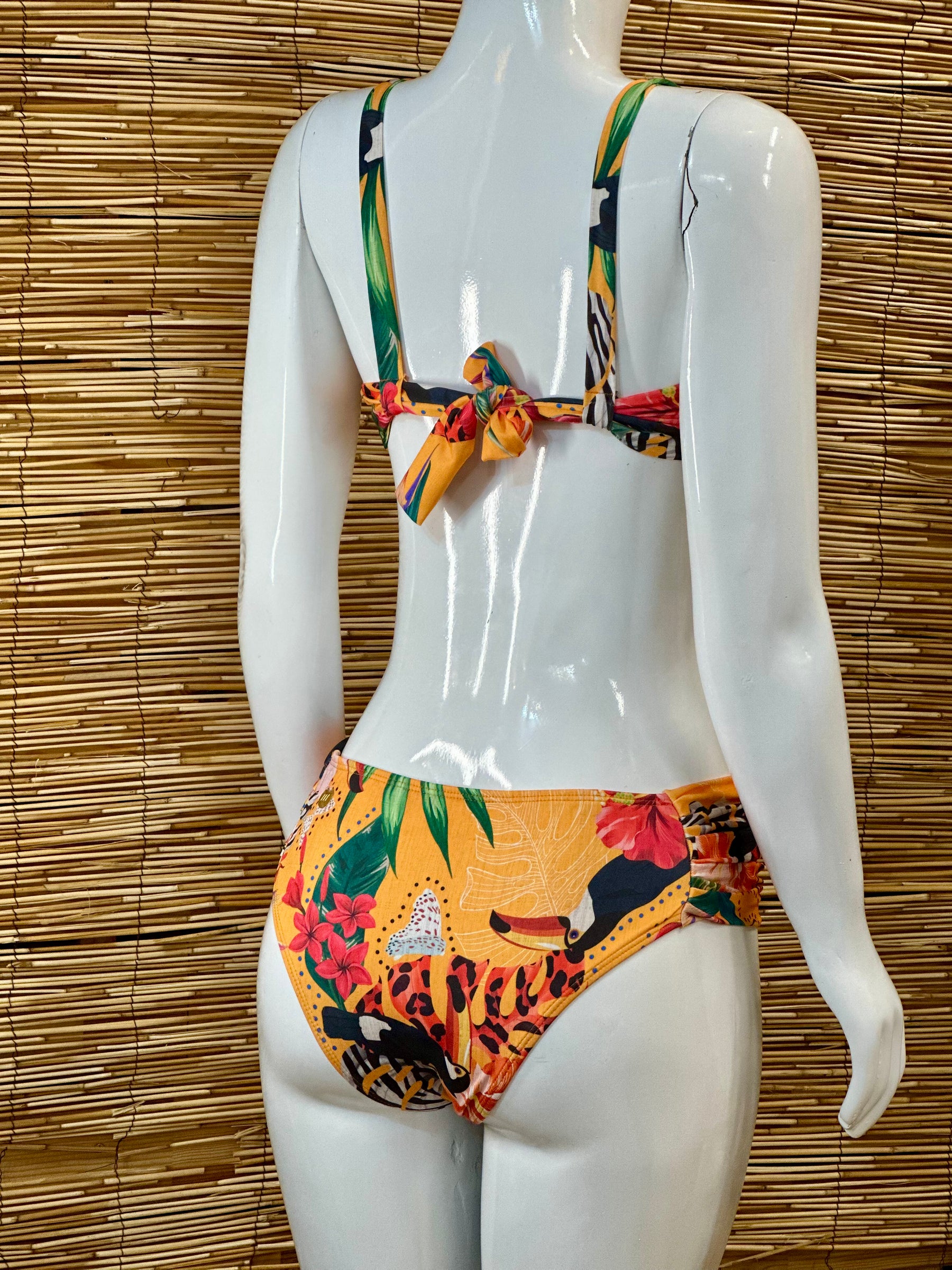 PALOMA + ERIKA | Moda Praia Brasil