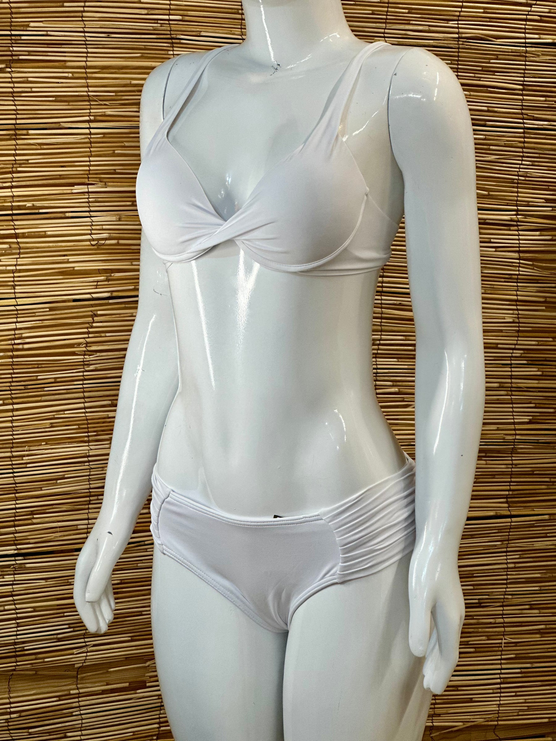 PALOMA + ERIKA | Moda Praia Brasil