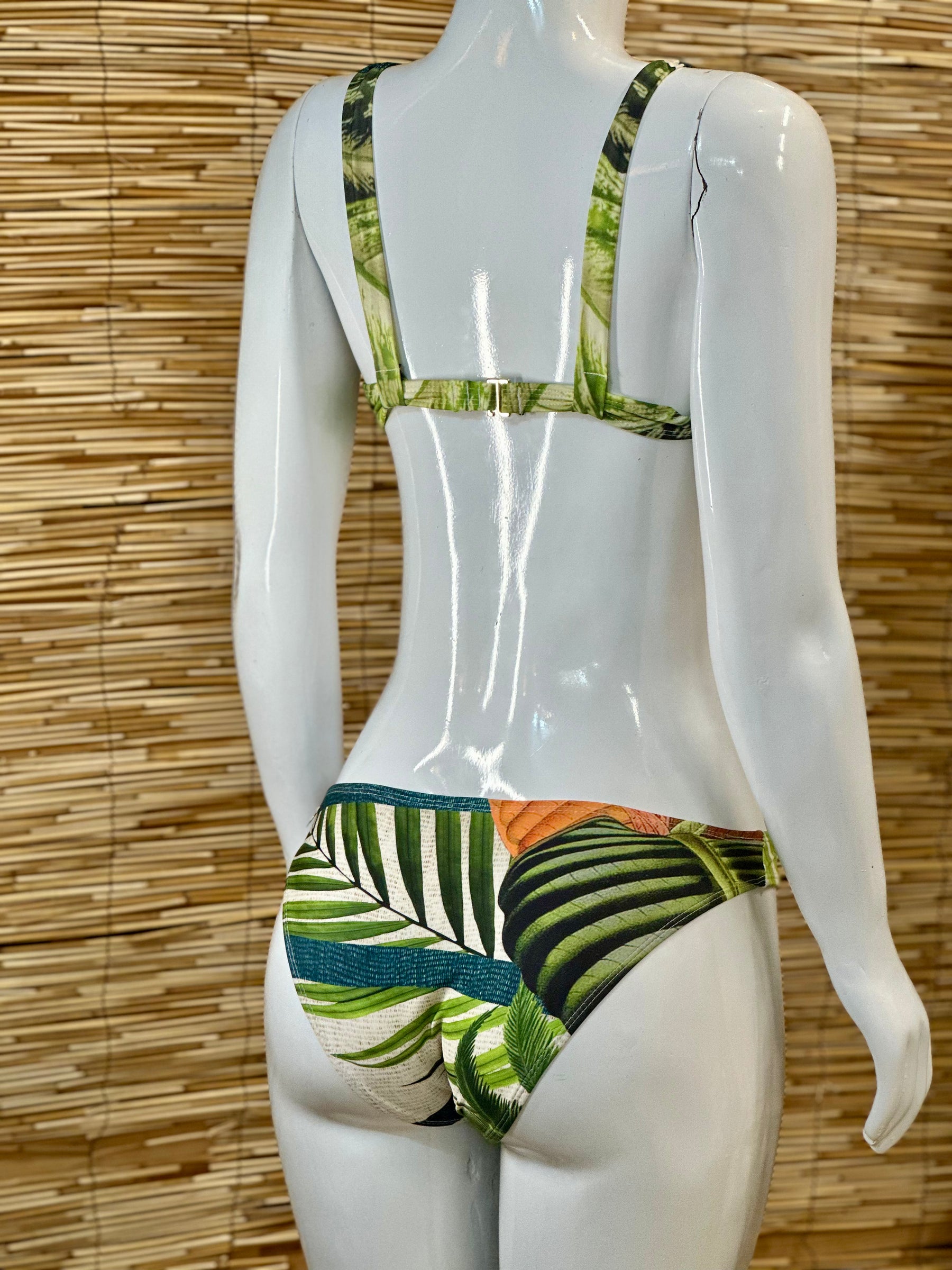 PALOMA+BUMERANG | Moda Praia Brasil