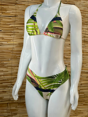 CORT GILLY+KIMBERLY | Moda Praia Brasil