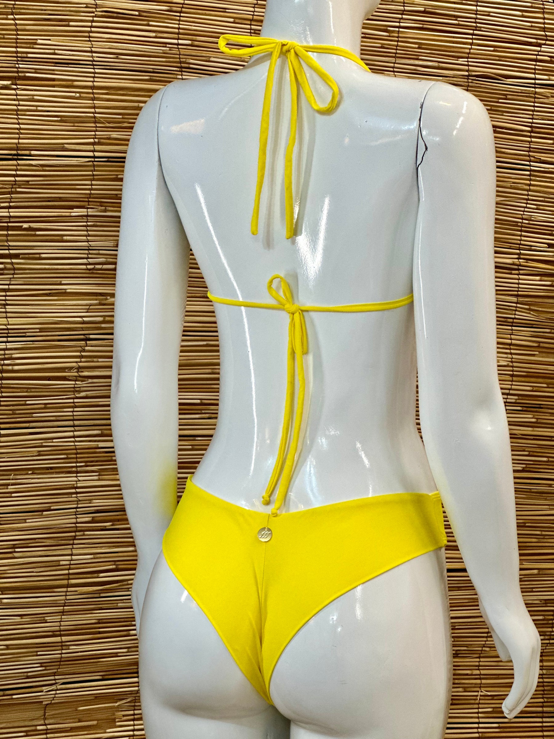 CORT GILLY+KIMBERLY | Moda Praia Brasil