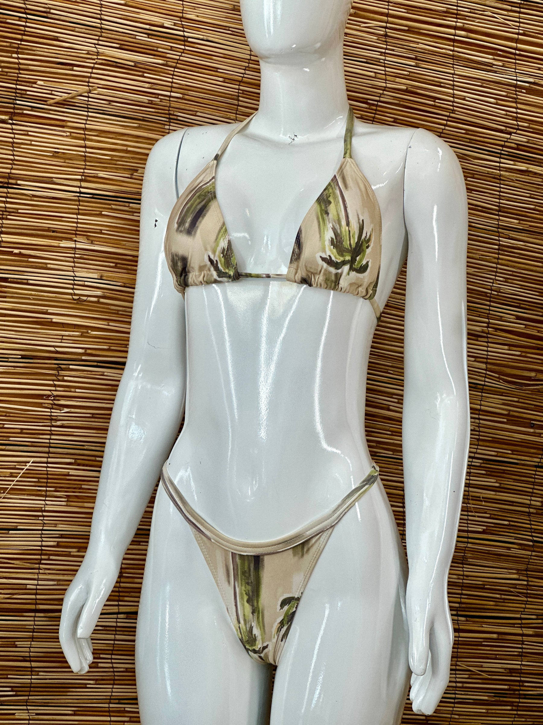 CORT GILLY+FD ALINE | Moda Praia Brasil