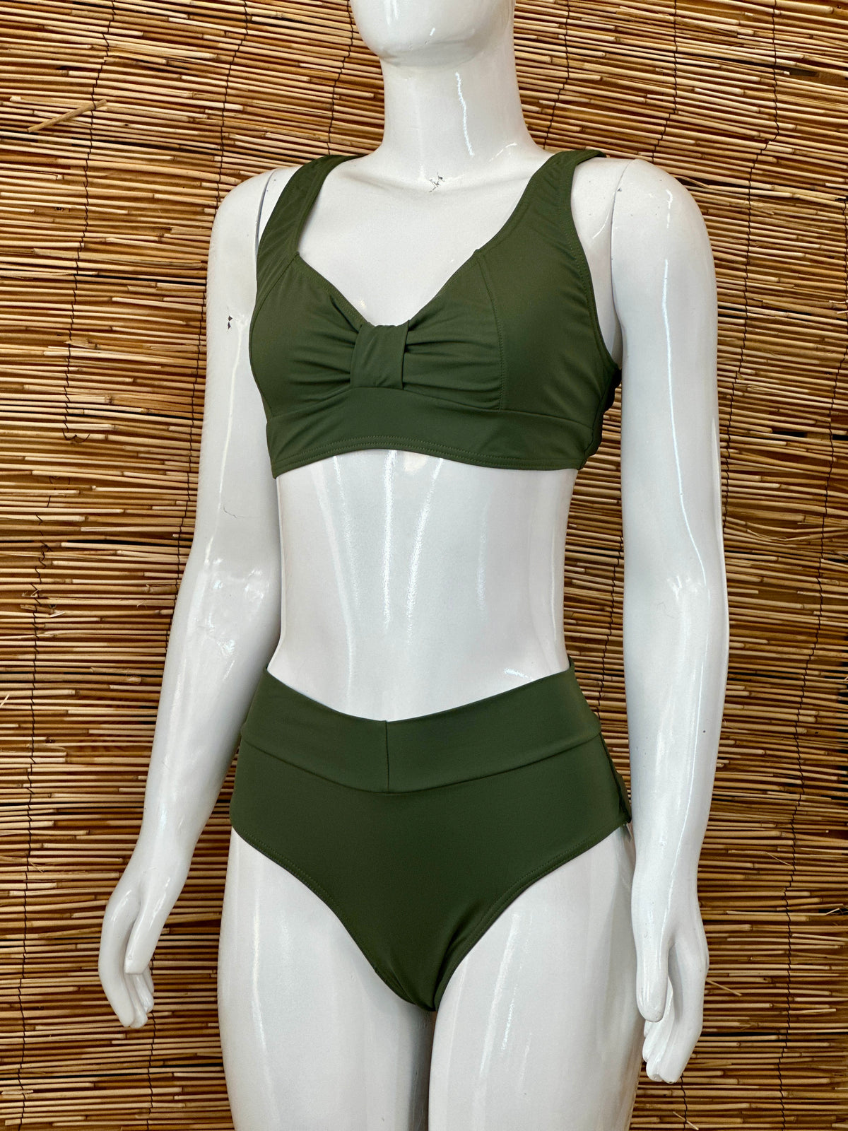 ELOA+MARIS | Moda Praia Brasil