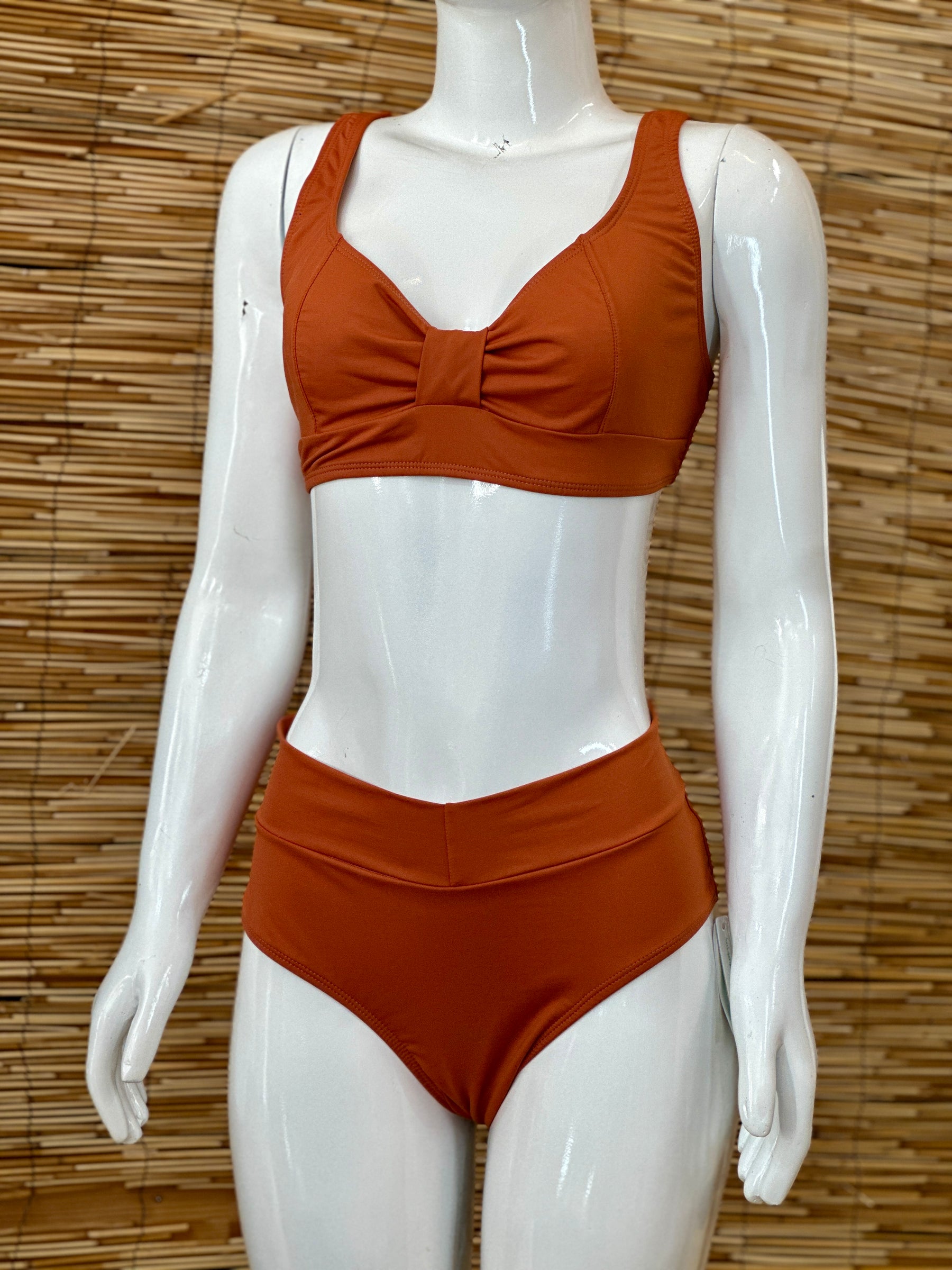 ELOA+MARIS | Moda Praia Brasil